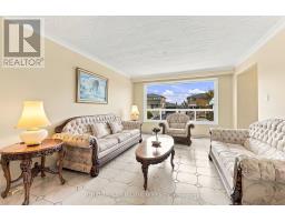 66 Spenvalley Drive, Toronto, ON M3L1Z1 Photo 14