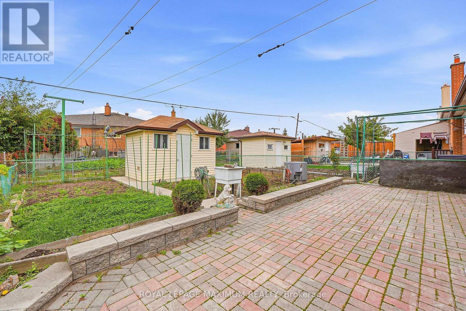 66 Spenvalley Drive — photo 38