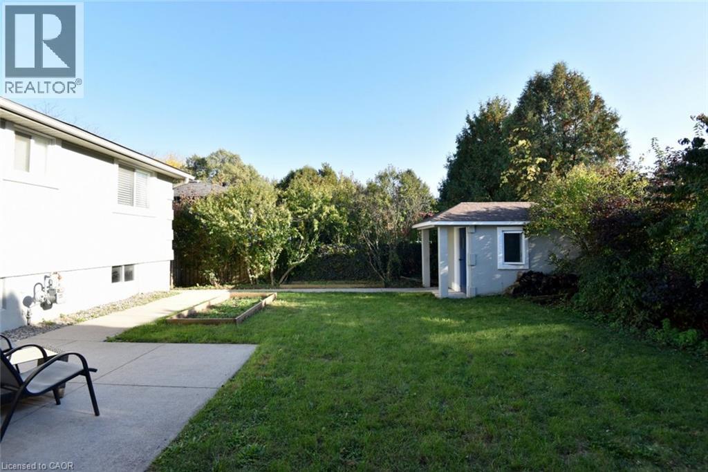 699 Castleguard Crescent — photo 50