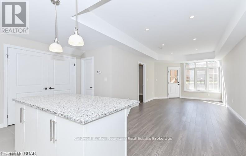 333 Gosling Gardens — photo 10