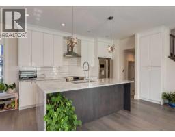 2790 19 Avenue SW - photo 10