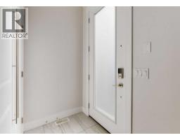 2790 19 Avenue SW - photo 2
