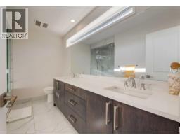 2790 19 Avenue SW - photo 21