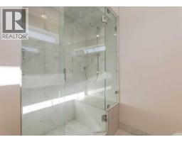 2790 19 Avenue SW - photo 22