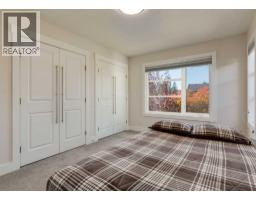 2790 19 Avenue SW - photo 24