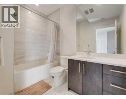 2790 19 Avenue SW - photo 32
