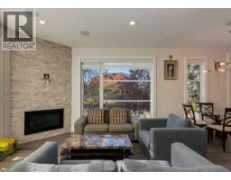 2790 19 Avenue SW - photo 4