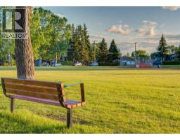 2790 19 Avenue SW - photo 42