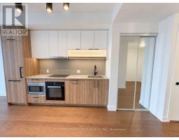 2106 - 91 Montclair Avenue, Toronto, ON M5P0B1 Photo 8