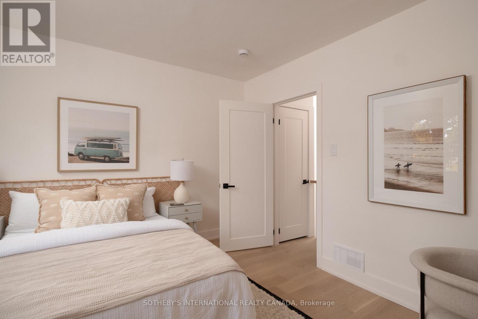 18 THURSTON ROAD - 28