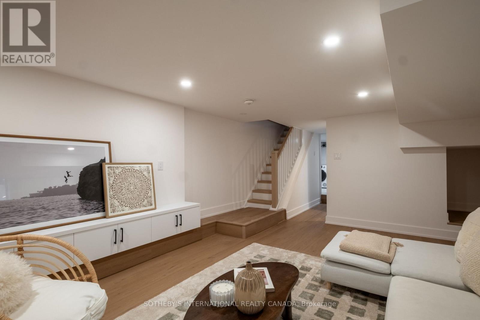 18 Thurston Road — photo 38