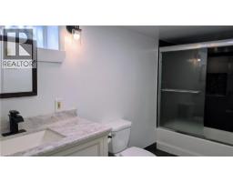 54 Winchester Boulevard Unit# Lower, Hamilton, ON L8T2M8 Photo 14