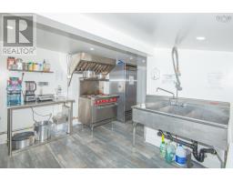 191 Main Street, Yarmouth, NS B5A5G3 Photo 14
