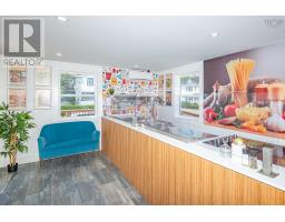 191 Main Street, Yarmouth, NS B5A5G3 Photo 9