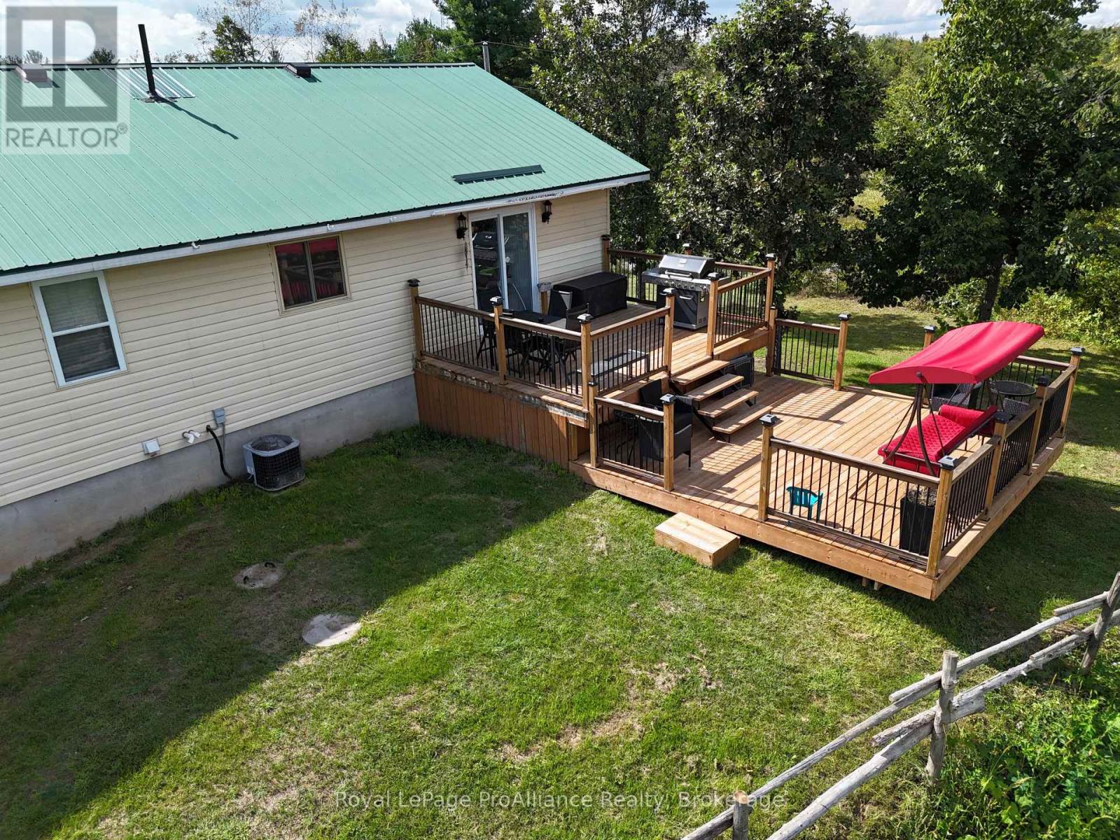 180 SKOOTAMATTA LANE - 2
