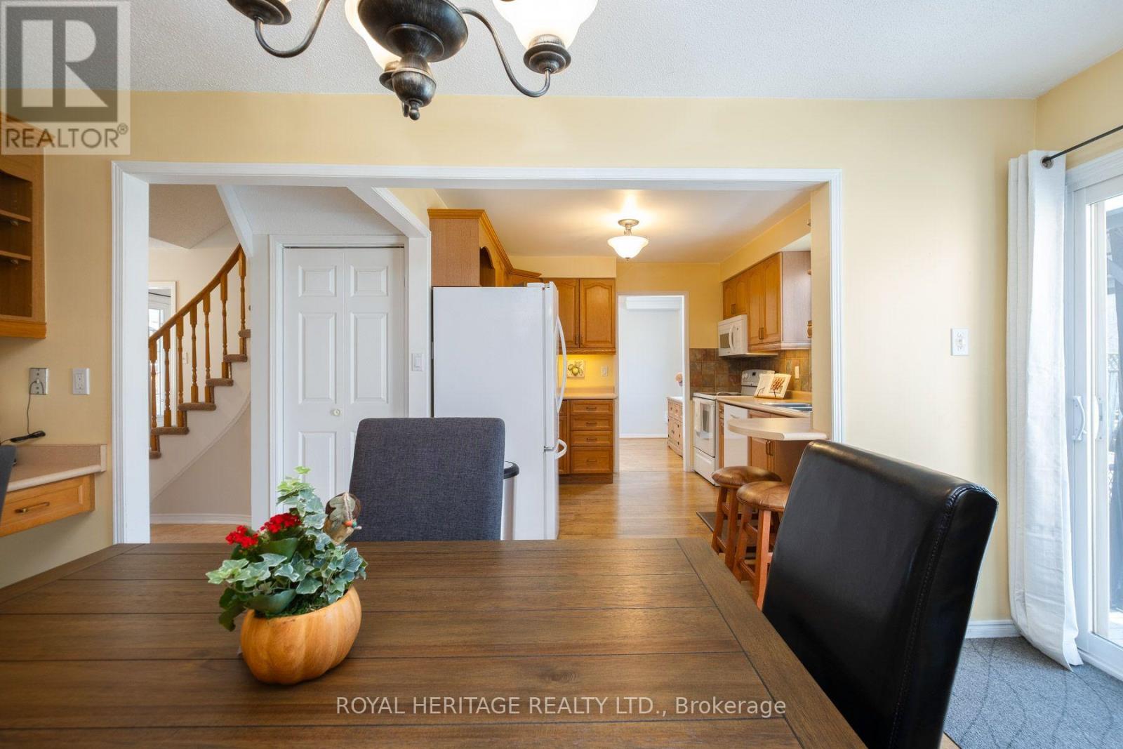 8 Dakin Drive, Ajax, ON photo 13