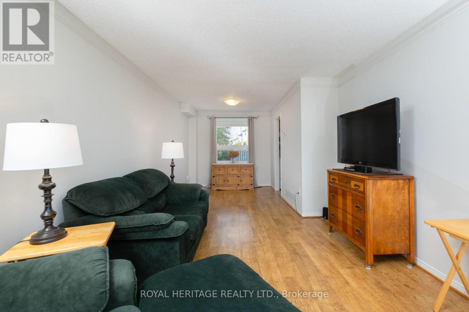 8 Dakin Drive, Ajax, ON photo 20