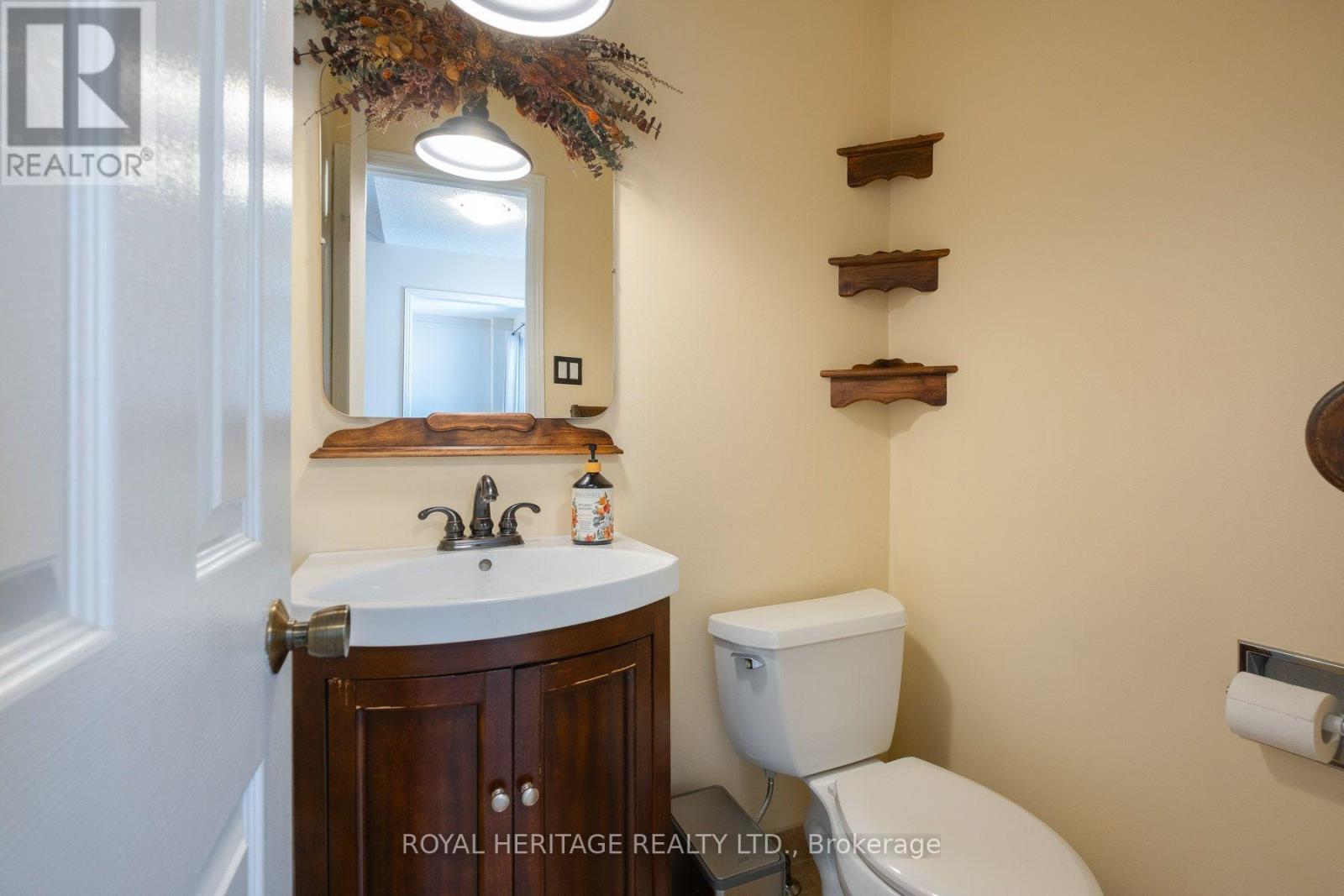 8 Dakin Drive, Ajax, ON photo 22