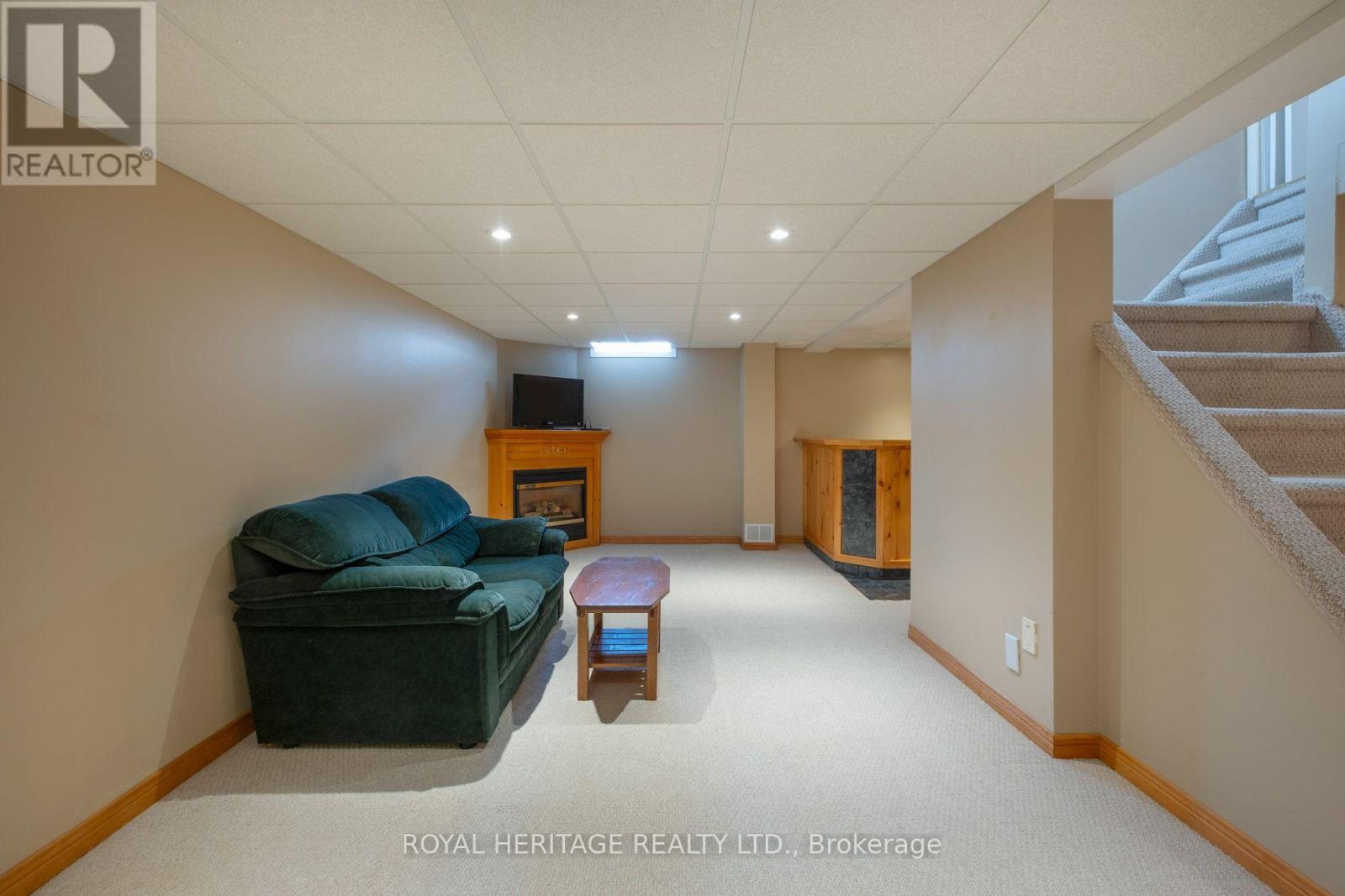 8 Dakin Drive, Ajax, ON photo 31