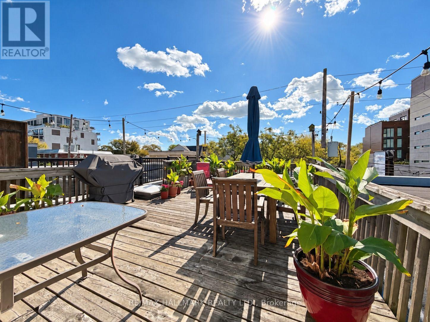 1304 Queen Street East, Toronto, ON photo 5