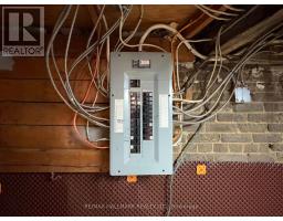 1304 Queen Street E, Toronto, ON M4L1C4 Photo 11