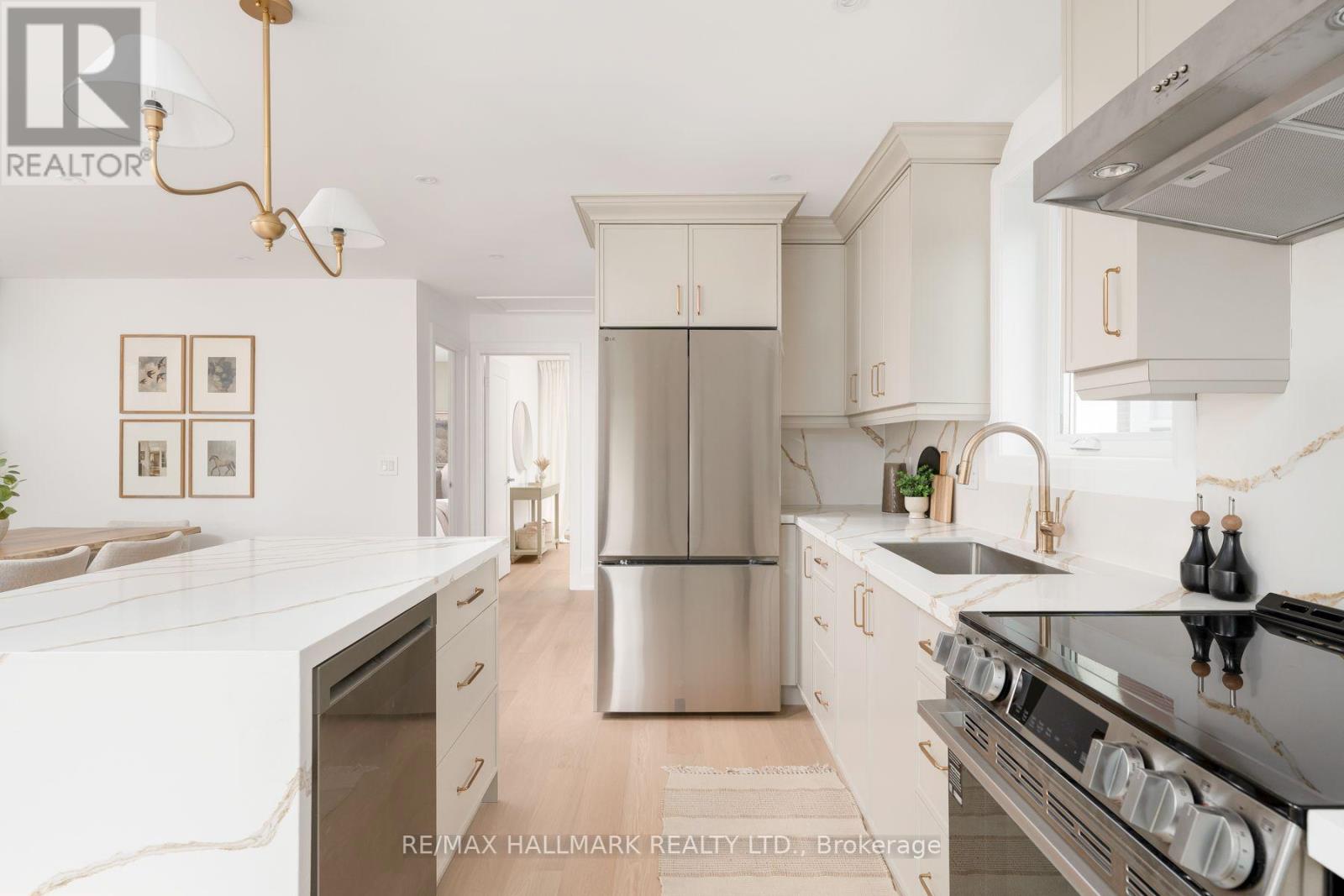 1075 GREENWOOD AVENUE - 13