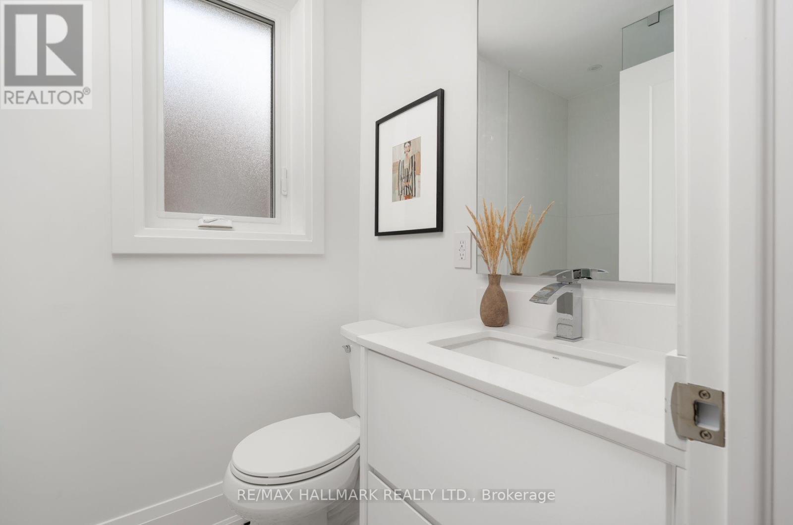 1075 GREENWOOD AVENUE - 19