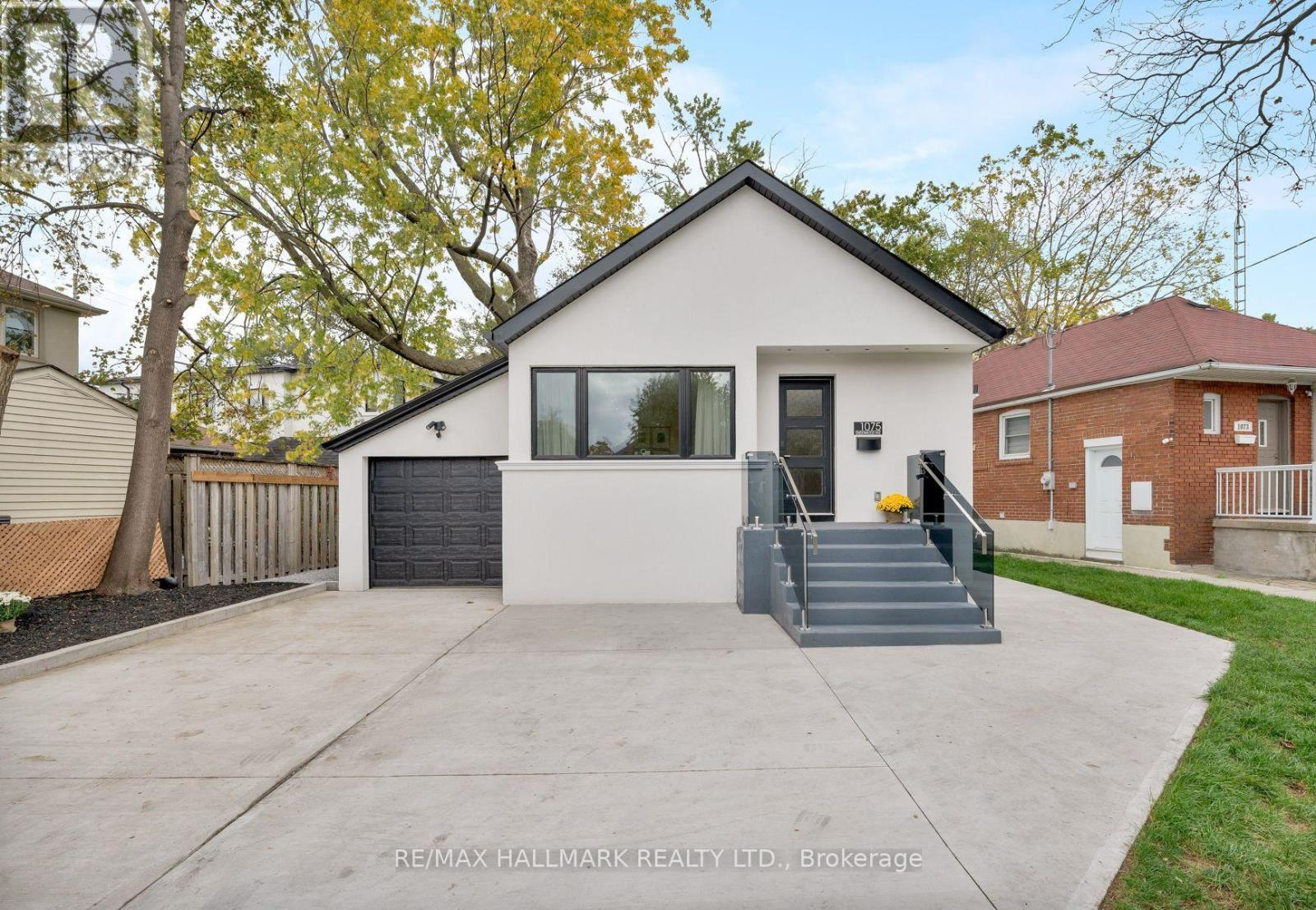 1075 GREENWOOD AVENUE - 2