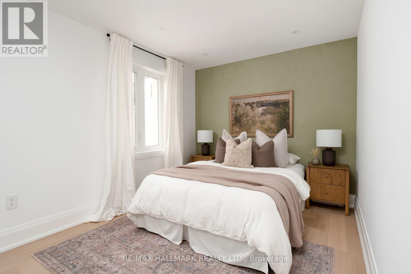1075 Greenwood Avenue, Toronto, ON photo 20