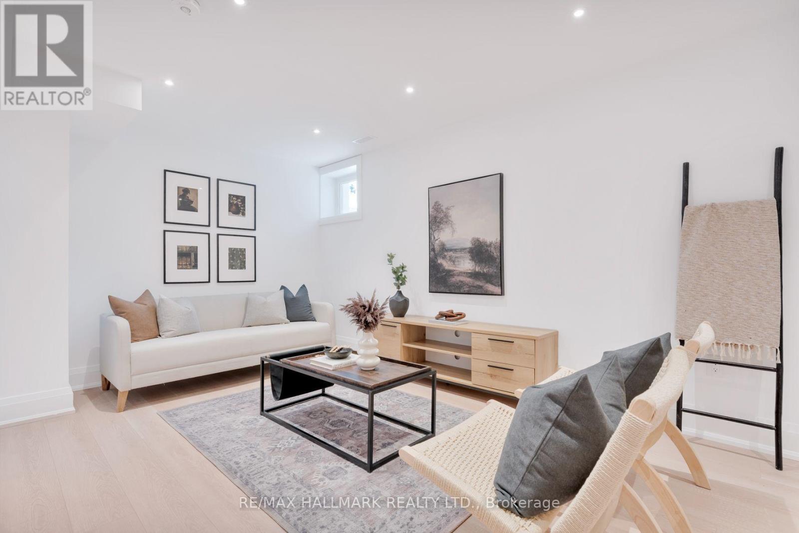 1075 GREENWOOD AVENUE - 28