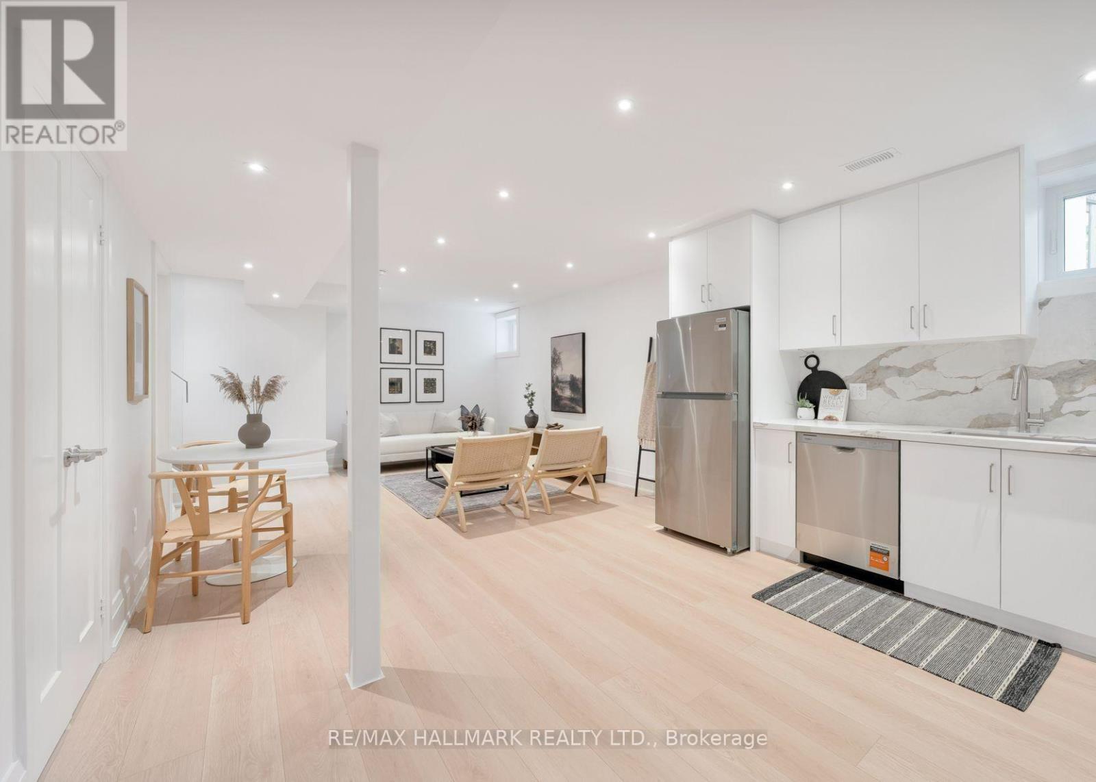 1075 Greenwood Avenue, Toronto, ON photo 33