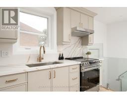 1075 Greenwood Avenue, Toronto, ON M4J4E2 Photo 12