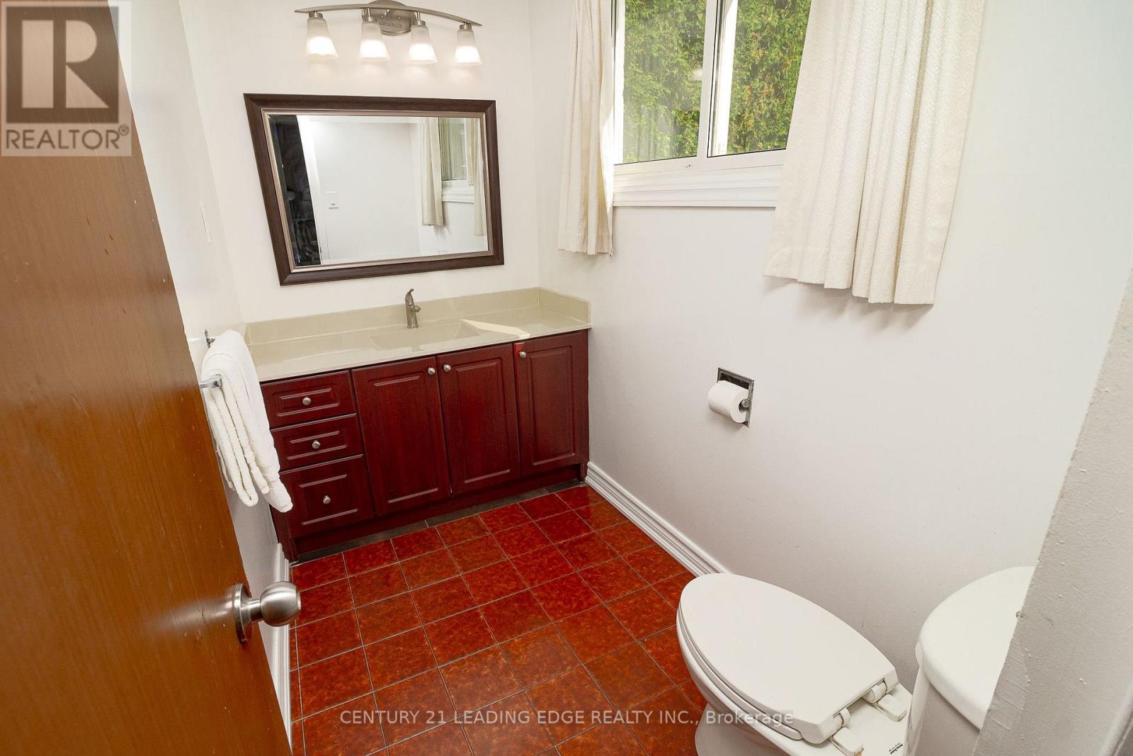 55 Mammoth Hall Trail, Toronto, ON photo 30