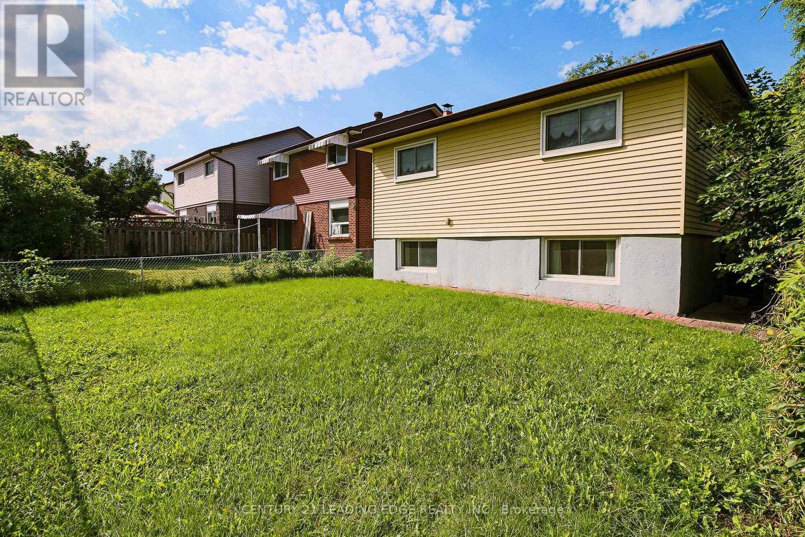 55 Mammoth Hall Trail, Toronto, ON photo 33