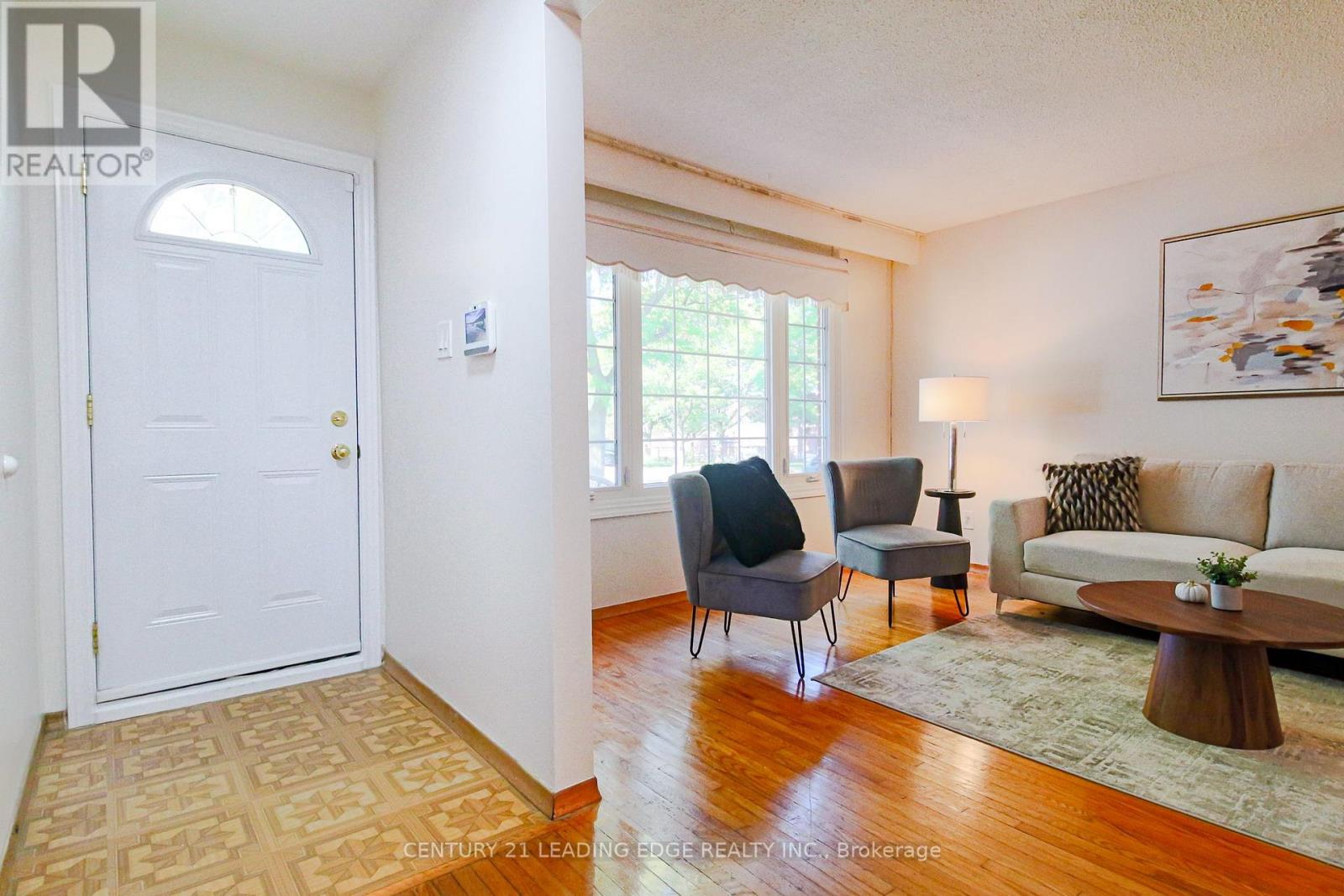 55 Mammoth Hall Trail, Toronto, ON photo 9