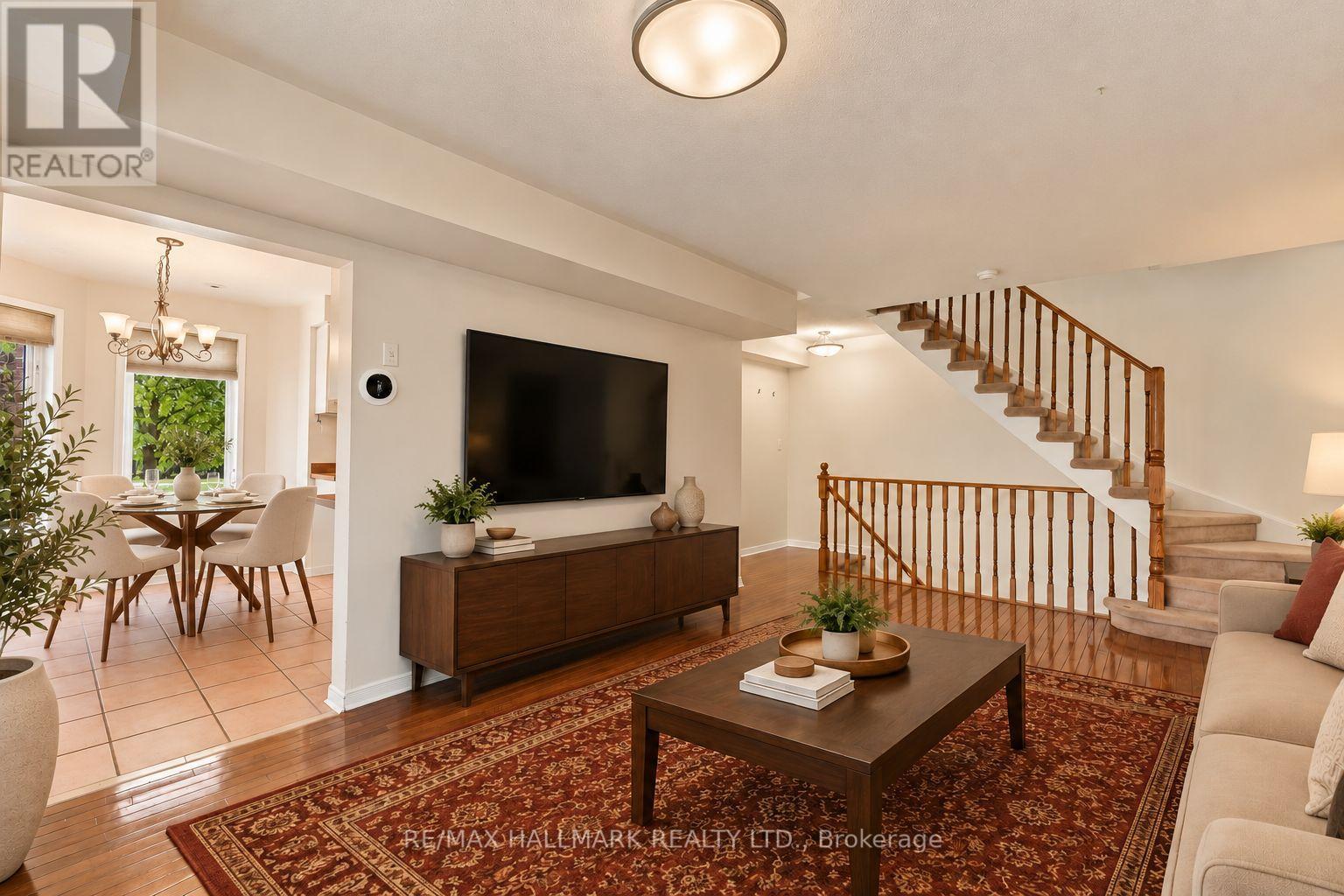 19 Rosebank Drive — photo 3