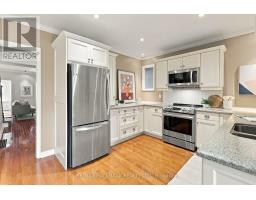 55 Waverley Road, Toronto, ON M4L3T2 Photo 10
