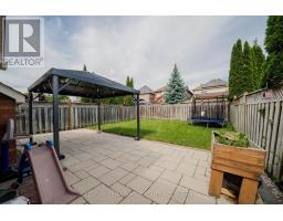 30 Castle Green Drive, Whitby, ON L1R2P9 Photo 42