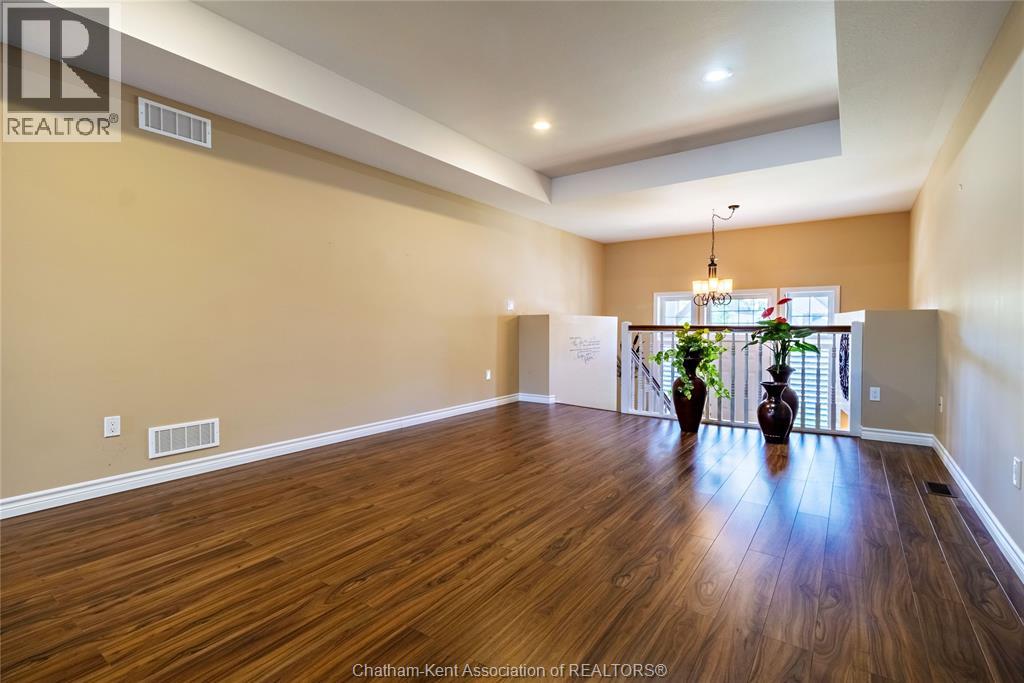 12 Goldenrod Court — photo 11