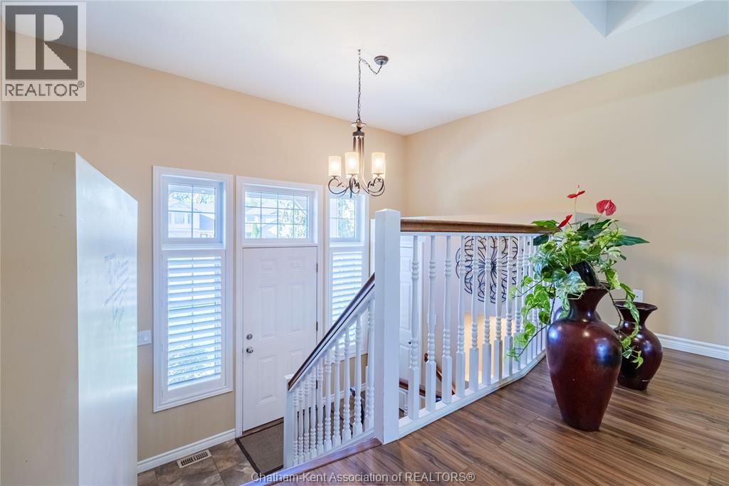 12 Goldenrod Court — photo 8