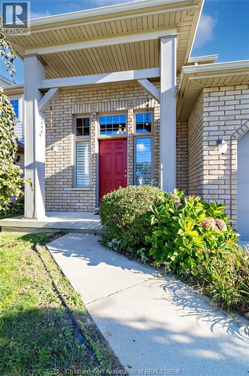 12 Goldenrod Court — photo 4