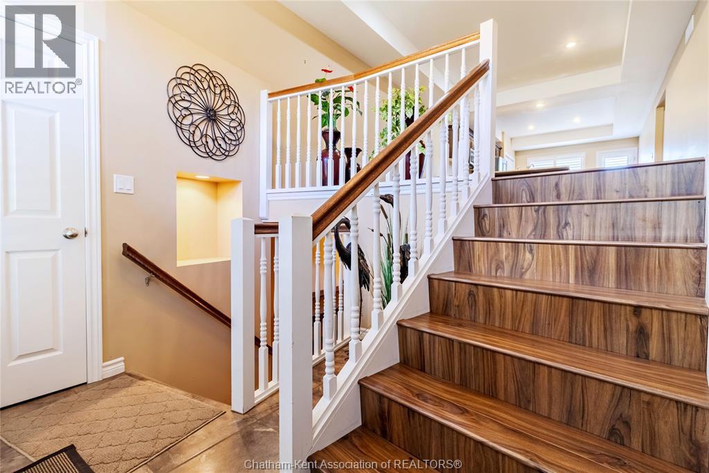 12 Goldenrod Court — photo 7