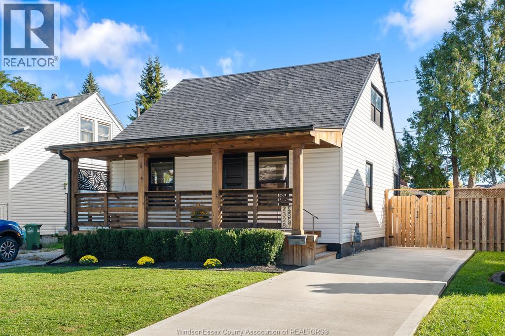 2328 Forest
