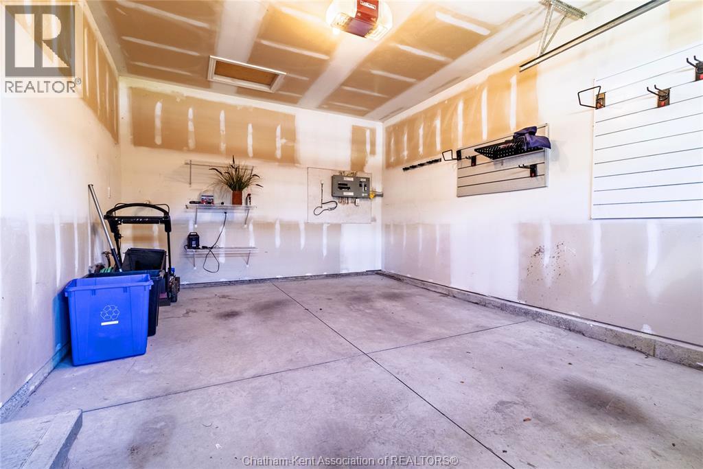 12 Goldenrod Court — photo 32