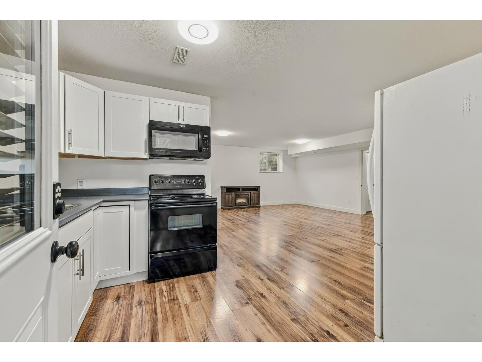 Photo of 35159 MCEWEN AVENUE 30