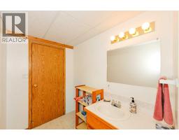 5401 65 Street, Camrose, AB T4V4L8 Photo 34
