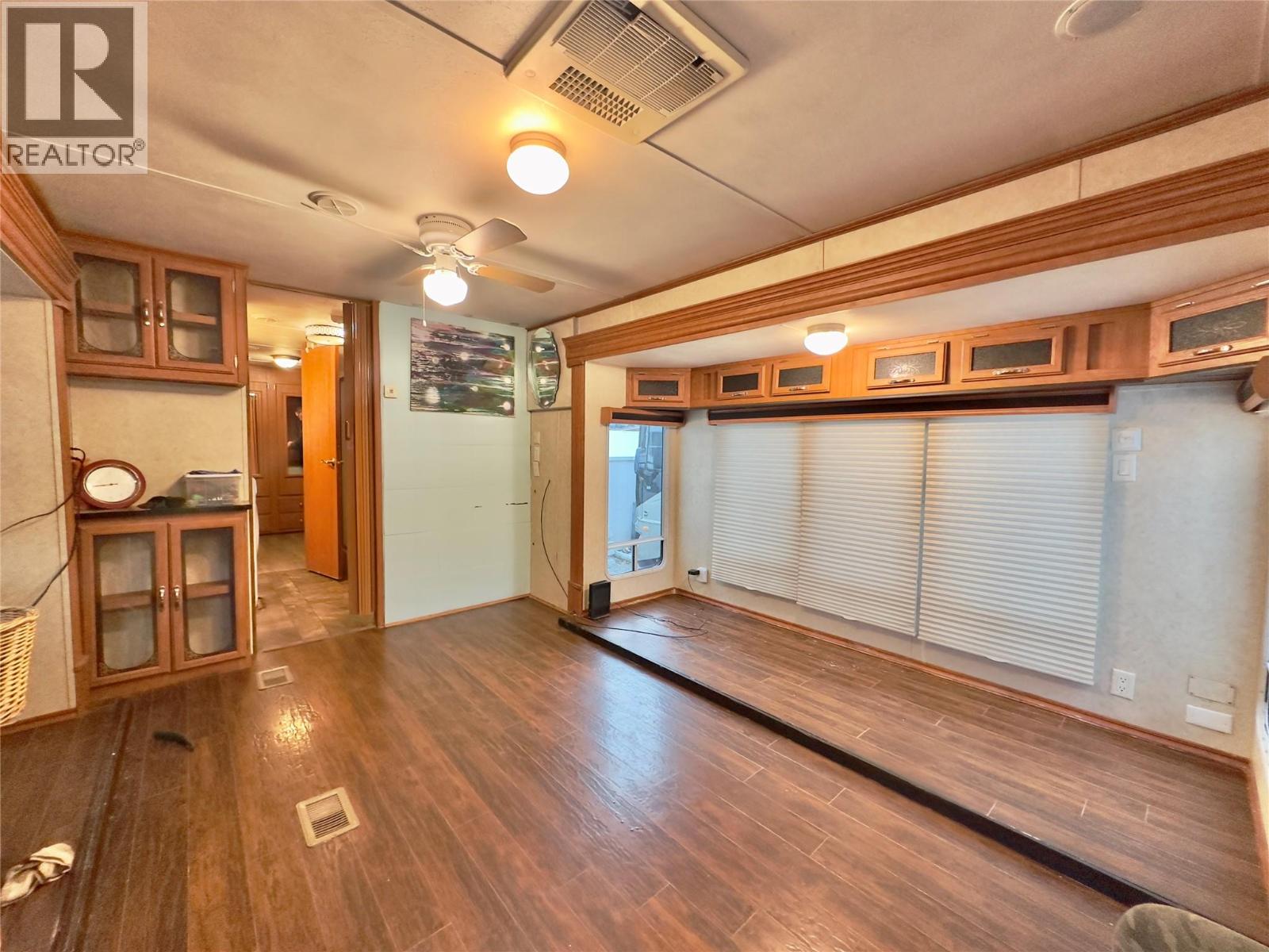 84 4354 Highway 3 Other, Keremeos