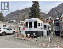 4354 Highway 3 Unit# 84, Keremeos, BC V0X1N1 Photo 10