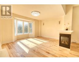 Family room - 171 Maurier Boulevard, Vaughan, ON L6A0V2 Photo 7