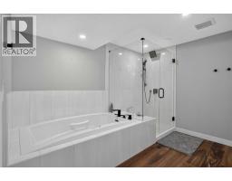 323 Parkview Crescent SE - photo 40
